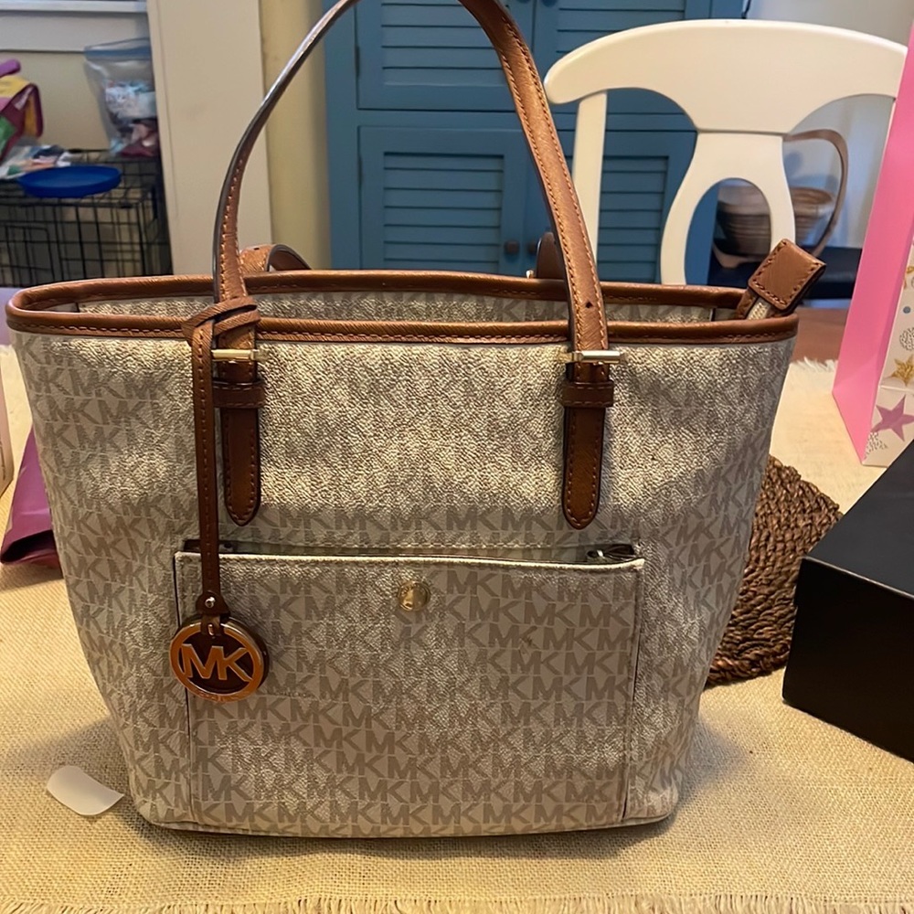 MK purse